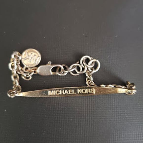 Michael Kors Pave Bar Bracelet Gold Tone with Lobster Clasp - Picture 3 of 9